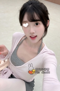 🇹🇼小芝 20歲C+罩杯｜160/46極品20歲甜美學生小甜妹！膚白嫩滑無刺青/笑眼彎彎好黏人