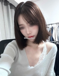 冷艷骨感美少女小怡 160/C/41 清爽短髮+白皙細膩肌膚 觸感極佳