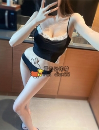 小葉子 24歲C+罩杯：24歲極品騷浪小妖精！坐擁優美美乳身材、解鎖服務很好很主動會邊