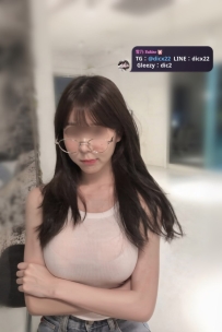 初妤 22歲D+罩杯｜22歲在校學生下海兼職！乖巧懂事愛愛經驗少、Q彈豪乳極致純欲