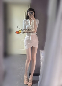 香兒 26歲C+罩杯｜修長白皙美腿極品！主動貼心女友感床上火辣敢玩