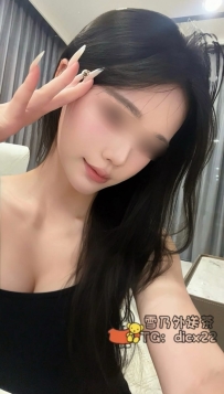 水晶 23歲C+：情趣裝主動取悅！不怕你玩、床上搖擺發電機整場尺度爆滿