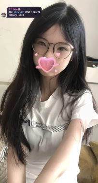 念棠 22歲C罩杯｜口活超絕極品騷妹！床上很騷很浪超會撩、鮮嫩多汁讓你直接被榨乾
