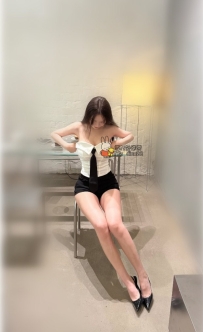 冰彤 26歲D罩杯｜身材極品性感尤物！非常騷口技一流穴穴水多超濕潤