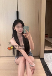 悠楠 23歲D+罩杯｜光身材就讓人心癢癢正妹！皮膚白皙粉嫩肉穴淫蕩風騷